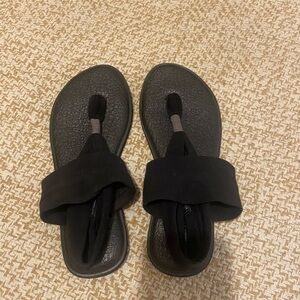 Sanuk Black Sandals